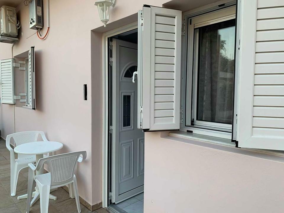 Gardenia Rooms Heraklion  Exterior photo
